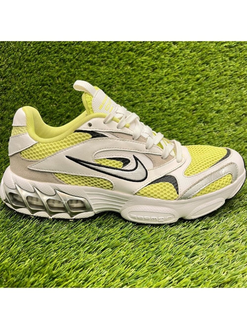 Nike Zoom Air Fire Womens Size 9.5 Light Lemon White Running Shoes Sneakers